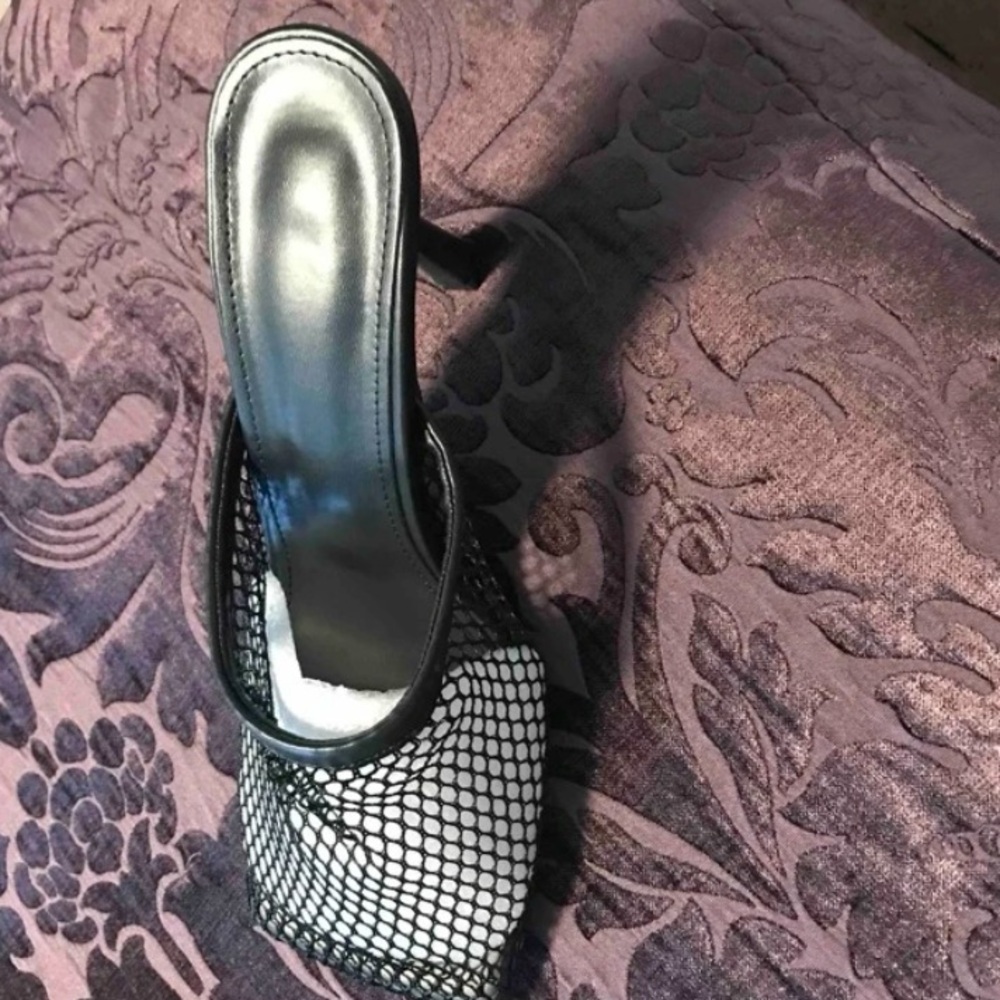 Brand new black lace heels